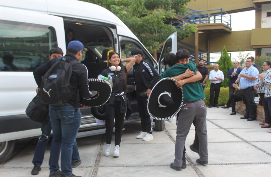 Alumnos del Ballet&hellip;